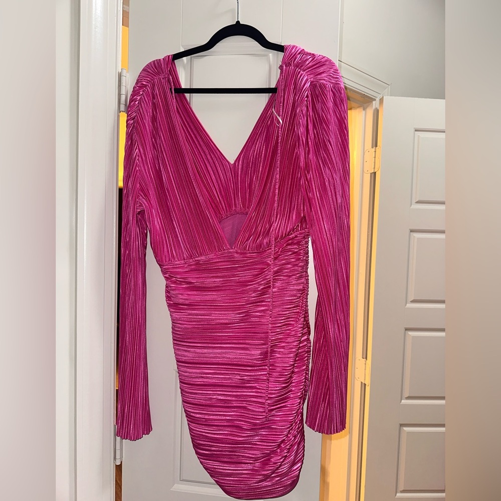 Pink Ruched Dress - Picture 2 of 4